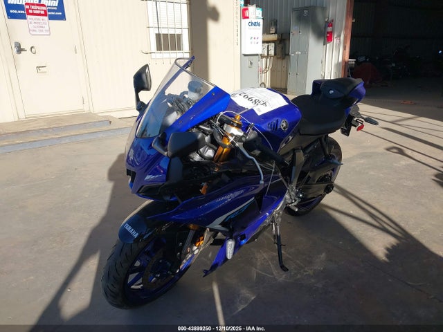 Yamaha Yzfr7 2025 JYARM38Y2SA003935 Image 2