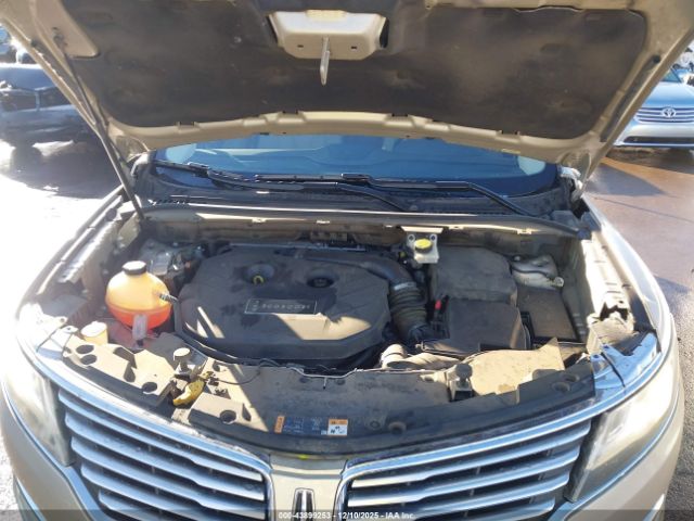 2017 LINCOLN MKC 5LMCJ1C9XHUL19560 Photo 9