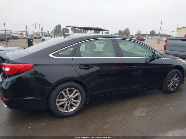 Hyundai SONATA SE 2015 5NPE24AF8FH132221 Image 14