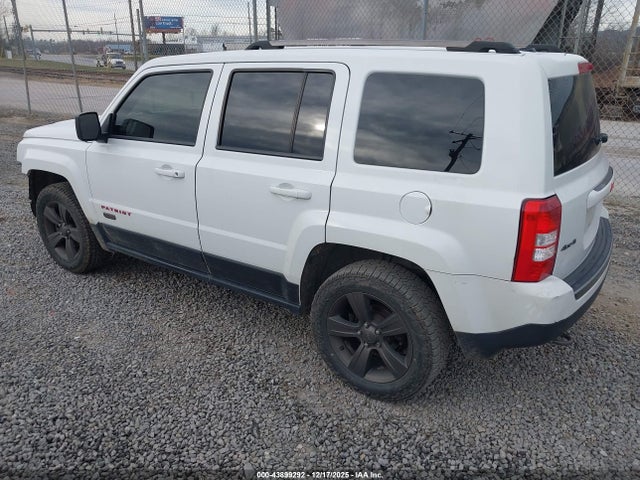 1C4NJRBB4GD730728 Jeep Patriot 75th Anniversary