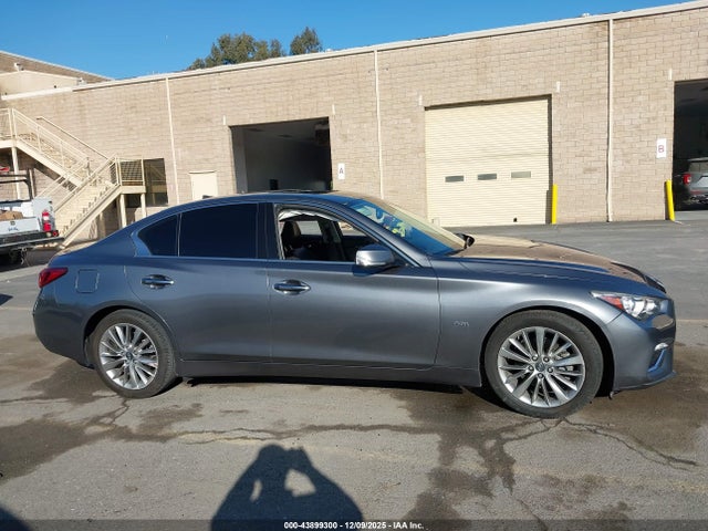 JN1EV7AP2JM358029 Infiniti Q50 3.0t Luxe