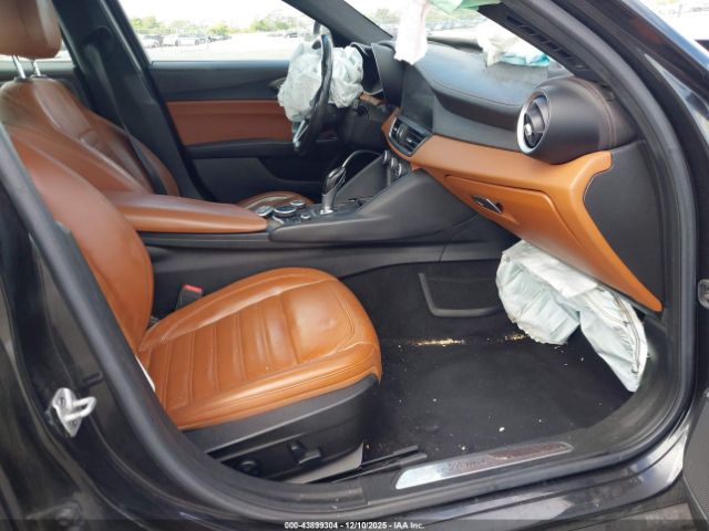 2019 ALFA ROMEO GIULIA ZARFAMBN8K7620621 Photo 4
