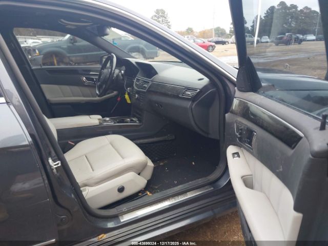 2010 MERCEDES-BENZ E 350 WDDHF5GB6AA095381 Photo 4