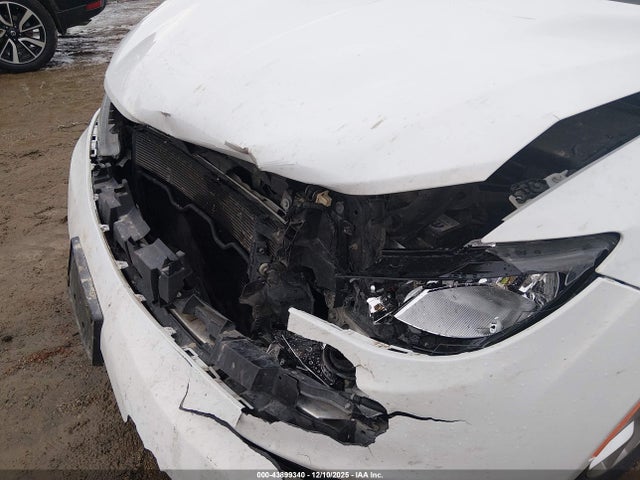 43899340 :رقم المزاد ، 2C4RC1DG9JR305578 vin ، 2018 Chrysler Pacifica Touring مزاد بيع