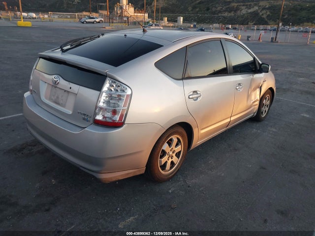 2006 Toyota Prius მანქანა იყიდება აუქციონზე, vin: JTDKB20U163185216, აუქციონის ნომერი: 43899362