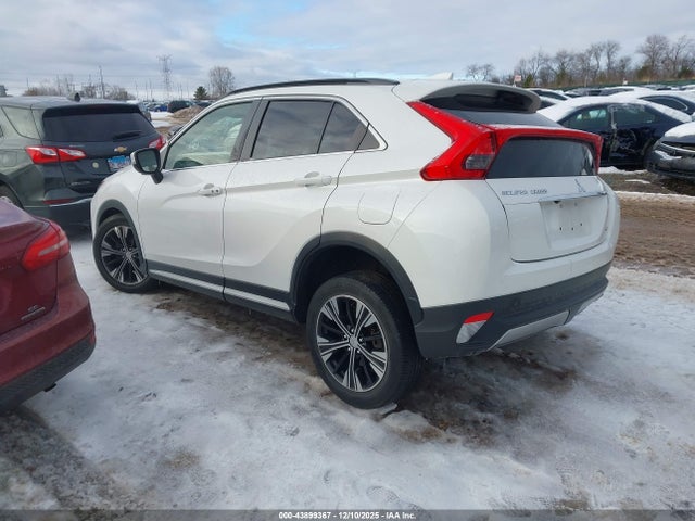 2020 MITSUBISHI ECLIPSE CROSS JA4AT5AA8LZ000595 Photo 2