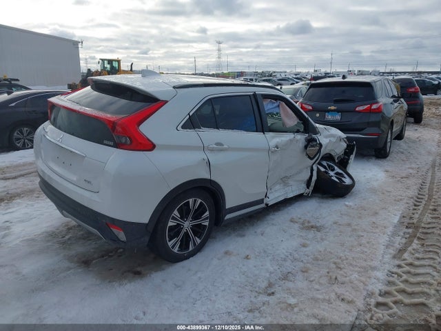 2020 MITSUBISHI ECLIPSE CROSS JA4AT5AA8LZ000595 Photo 3