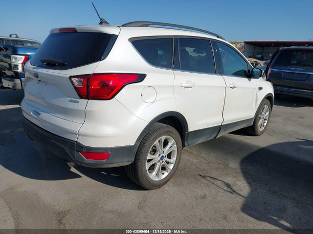 2019 FORD ESCAPE 1FMCU0HD5KUC29760 Photo 3