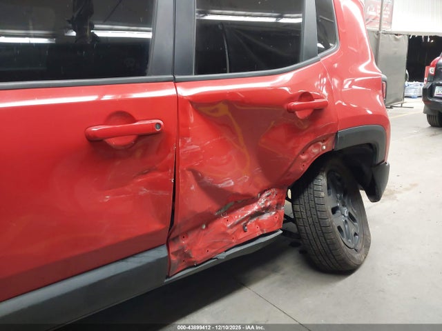 Jeep Renegade Trailhawk 4x4 2018 ZACCJBCB0JPH76921 Image 6