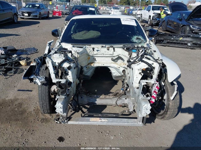 JN1AZ4EH9JM572102 Nissan 370z Nismo Tech