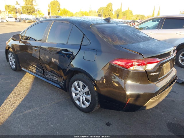 Toyota Corolla Hybrid Le 2023 JTDBCMFE2P3011570 Image 3