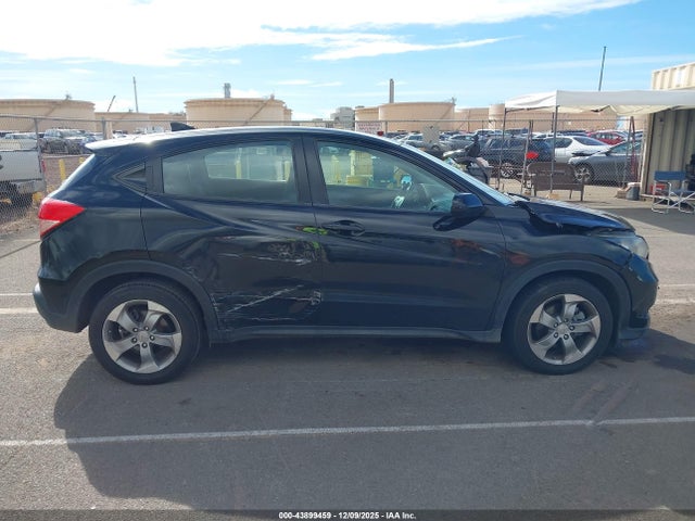 3CZRU5H39JG702042 Honda HR-V LX