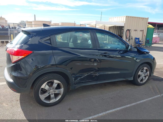 3CZRU5H39JG702042 Honda HR-V LX
