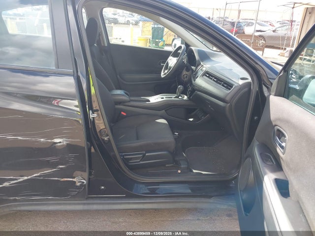 3CZRU5H39JG702042 Honda HR-V LX