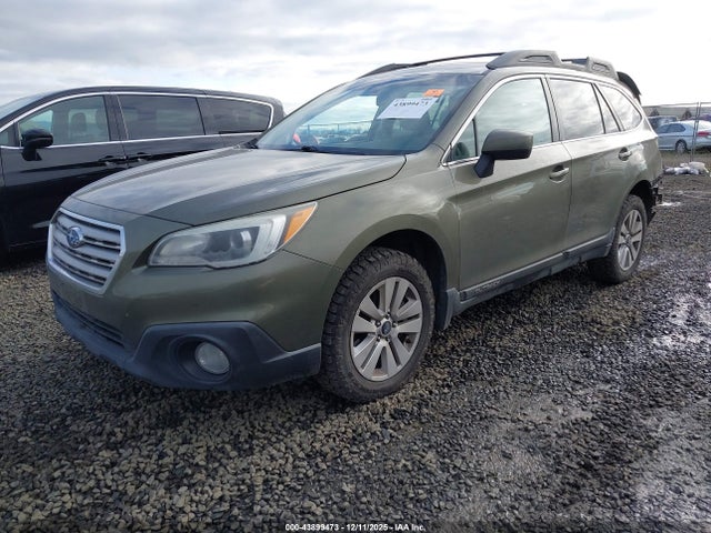 Subaru Outback 2.5i Premium 2015 4S4BSACC4F3258927 Image 2
