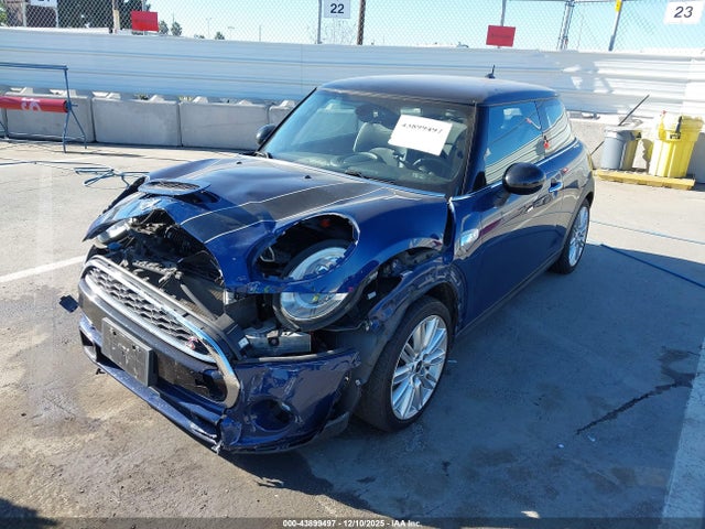 2017 MINI HARDTOP WMWXP7C5XH2A45098 Photo 5