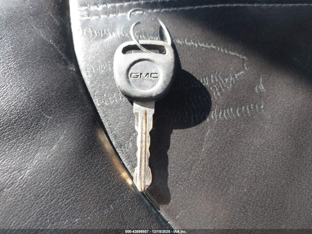 GMC llt 2015 1GKKRRKD7FJ349036 Image 11
