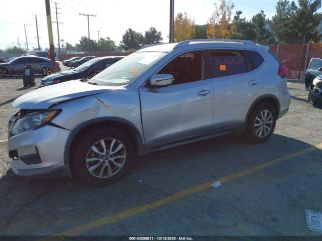 2017 NISSAN ROGUE KNMAT2MT9HP545533 Photo 1