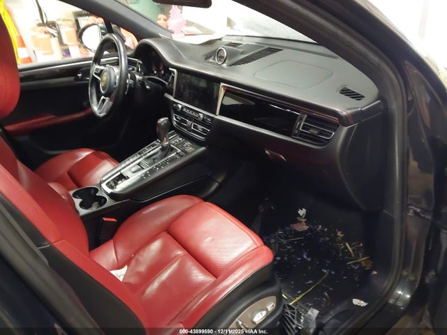 2021 PORSCHE MACAN WP1AA2A55MLB12562 Photo 4