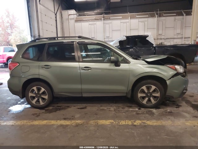 Subaru Forester 2.5i Premium 2018 JF2SJAEC5JH561216 Image 13