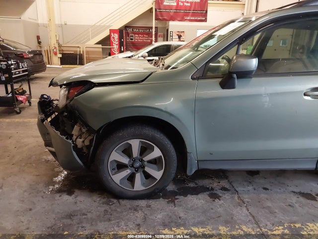Subaru Forester 2.5i Premium 2018 JF2SJAEC5JH561216 Image 6