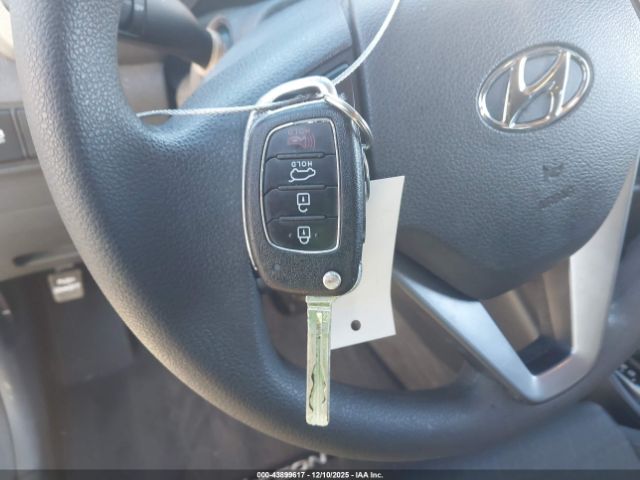 2016 HYUNDAI TUCSON KM8J33A47GU154556 Photo 10