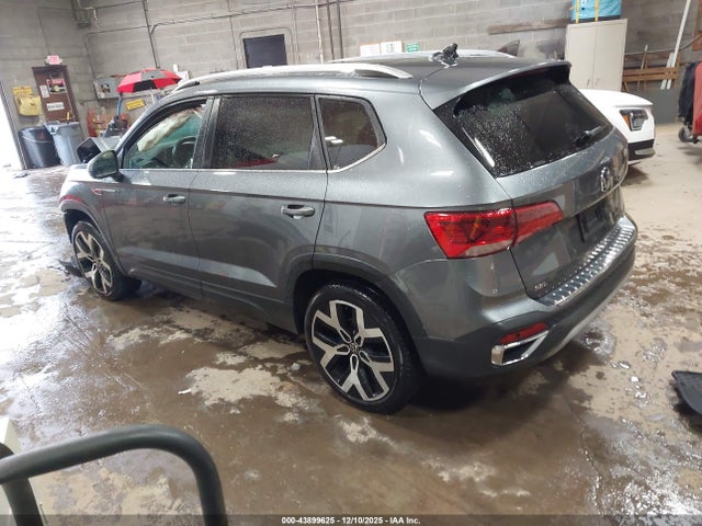 2022 VOLKSWAGEN TAOS 3VV2X7B26NM042688 Photo 2