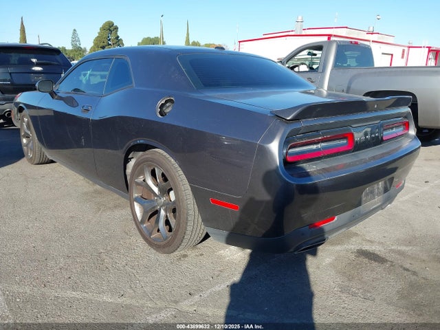 Dodge Challenger Sxt 2015 2C3CDZAG8FH700715 Image 3
