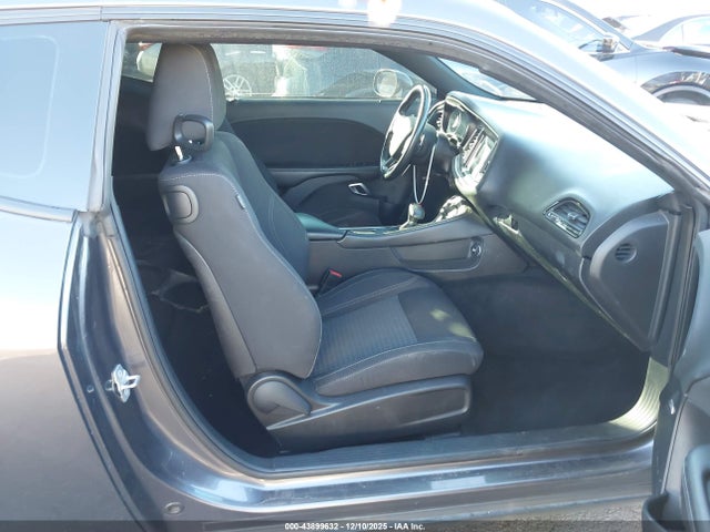Dodge Challenger Sxt 2015 2C3CDZAG8FH700715 Image 5