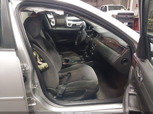 2G1WB5E38E1166646 Chevrolet Impala Limited Lt