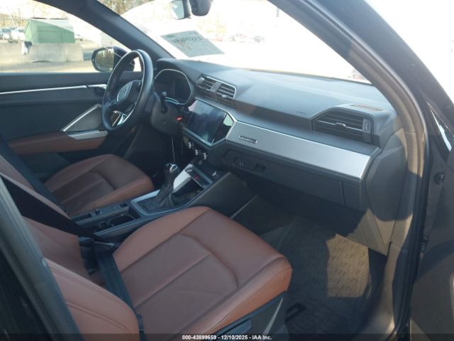 2020 AUDI Q3 WA1AECF35L1070983 Photo 4