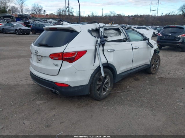 5XYZUDLBXGG307194 Hyundai Santa Fe Sport 2.4l