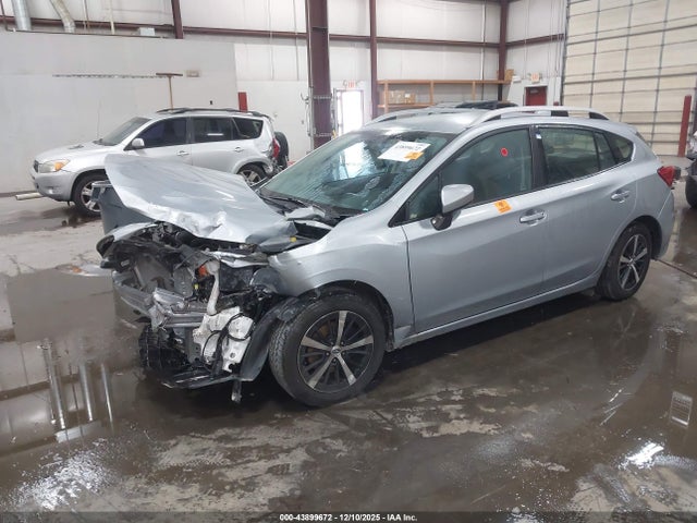 4S3GTAV67L3723985 Subaru Impreza Premium 5-door