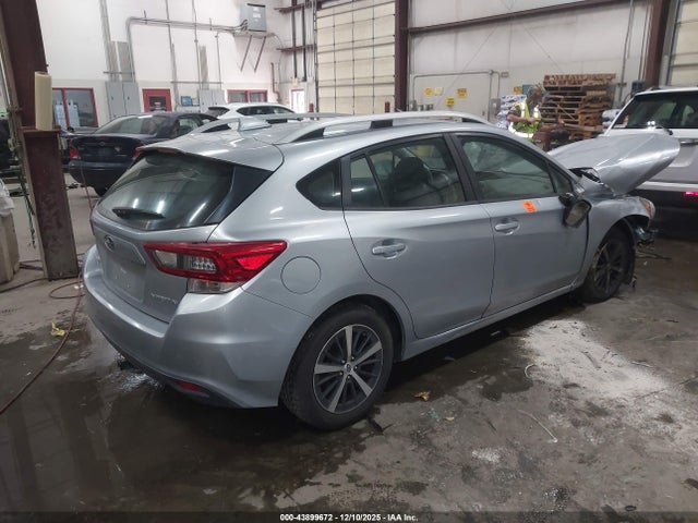 4S3GTAV67L3723985 Subaru Impreza Premium 5-door