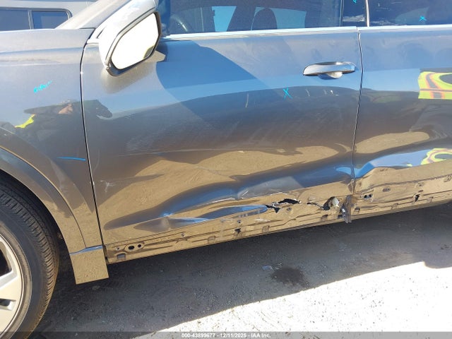 2019 AUDI Q8 WA1BVAF17KD040646 Photo 5