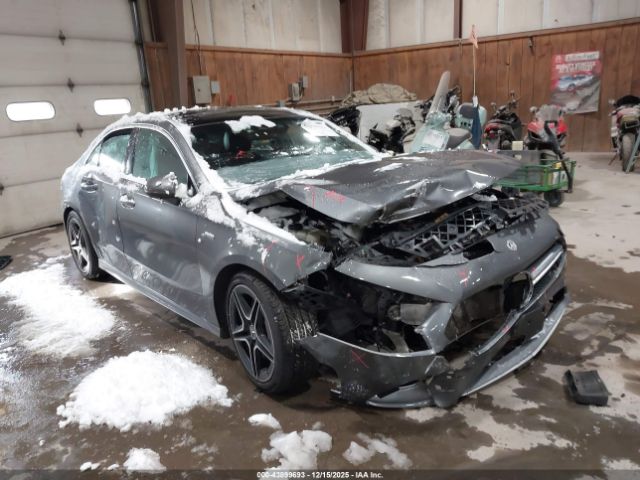 2021 MERCEDES-BENZ AMG A 35 W1K3G5BB5MJ257133