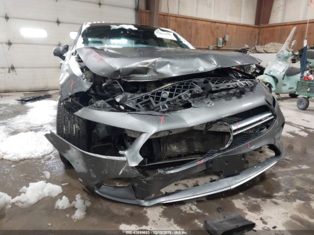 2021 MERCEDES-BENZ AMG A 35 W1K3G5BB5MJ257133 Photo 5