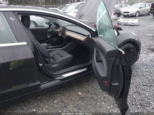 2020 TESLA MODEL 3 5YJ3E1EC3LF623433 Photo 4