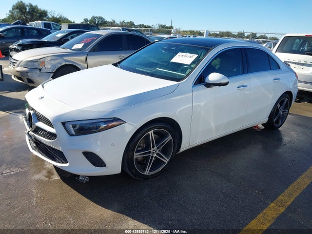 43899782 :رقم المزاد ، WDD3G4EB4KW030814 vin ، 2019 Mercedes-benz A 220 مزاد بيع