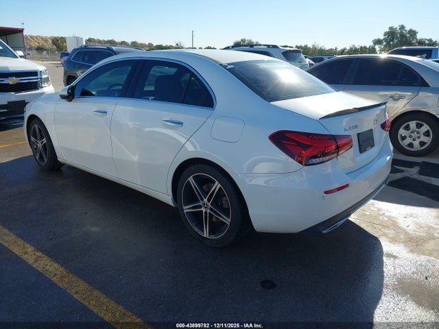 43899782 :رقم المزاد ، WDD3G4EB4KW030814 vin ، 2019 Mercedes-benz A 220 مزاد بيع