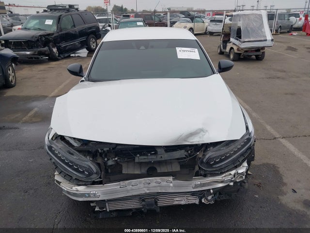 1HGCV1F30NA116453 Honda Accord Sport