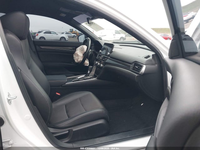 1HGCV1F30NA116453 Honda Accord Sport