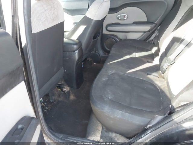 KIA Soul 2014 KNDJN2A29E7053831 Image 8