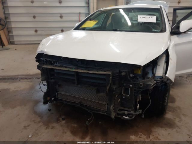 2017 HYUNDAI SONATA HYBRID KMHE24L30HA064859 Photo 5