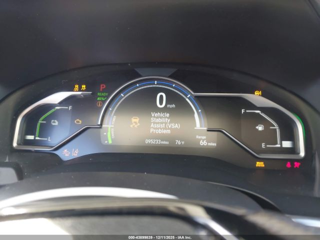 2018 HONDA CLARITY PLUG-IN HYBRID JHMZC5F15JC008802 Photo 6