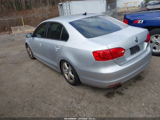 43899865 :رقم المزاد ، 3VWLL7AJ5CM038293 vin ، 2012 Volkswagen Jetta 2.0l Tdi مزاد بيع