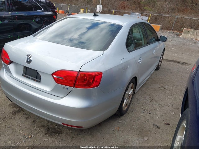 43899865 :رقم المزاد ، 3VWLL7AJ5CM038293 vin ، 2012 Volkswagen Jetta 2.0l Tdi مزاد بيع
