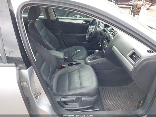 43899865 :رقم المزاد ، 3VWLL7AJ5CM038293 vin ، 2012 Volkswagen Jetta 2.0l Tdi مزاد بيع