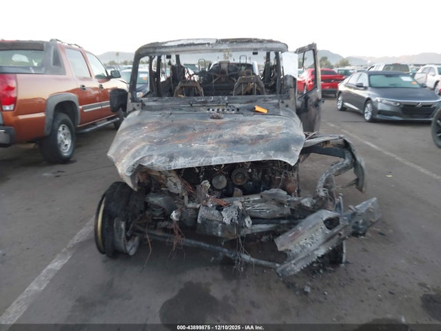 1C4AJWBGXFL568407 Jeep Wrangler Sahara