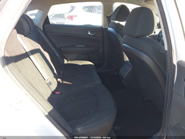 5XXGT4L39LG428378 KIA Optima Lx